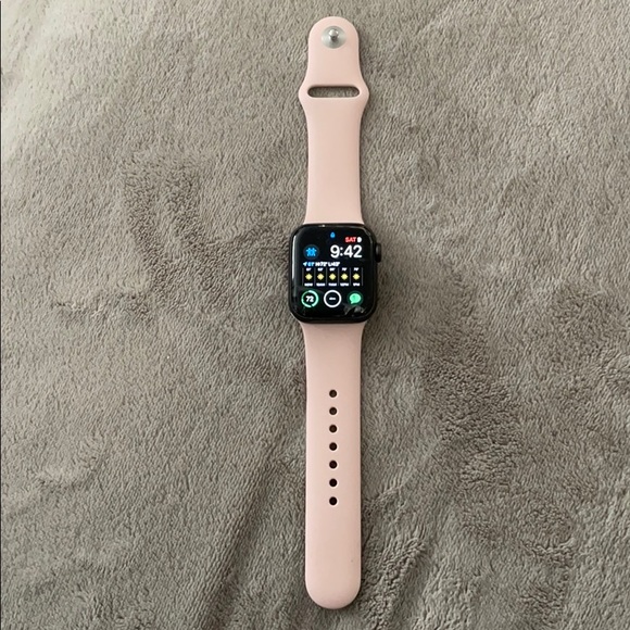 Apple Accessories - Series 5 Apple Watch 40 MM Space Grey
